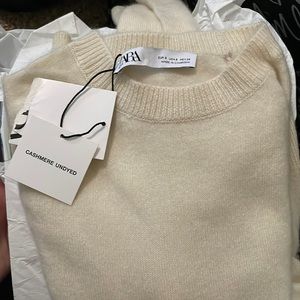 New Zara undyed Cashmere sweater